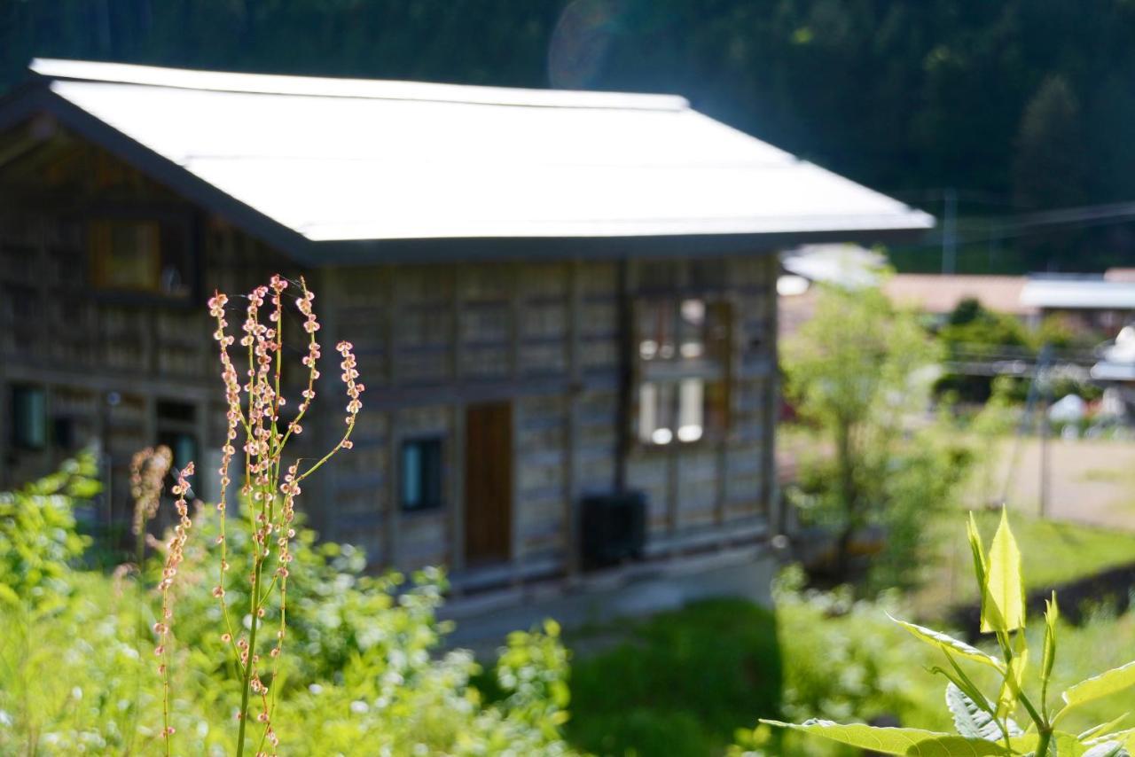 Haku 100-Year-Old Quaint Japanese Style Villa Такаяма Екстериор снимка